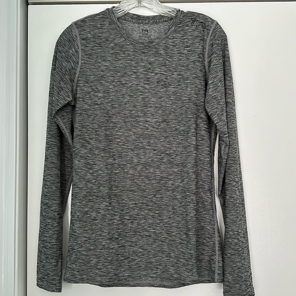 TYR Women’s Raglan Long Sleeve - Small